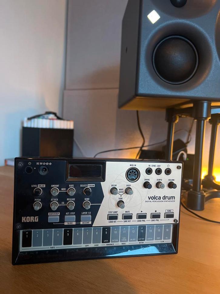 Korg Volca Drum - Digitale Percussie Synthesizer, Muziek en Instrumenten, Synthesizers, Gebruikt, Overige aantallen, Korg, Met midi-aansluiting
