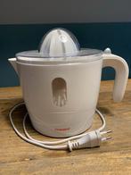 Tomado Citruspers - Perfect voor verse jus!, Ophalen of Verzenden, Gebruikt, Elektrisch, Citruspers