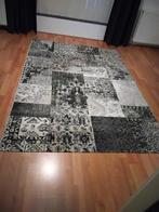 Mooi vloerkleed, Huis en Inrichting, Stoffering | Tapijten en Kleden, Ophalen, Zo goed als nieuw, Rechthoekig, 200 cm of meer