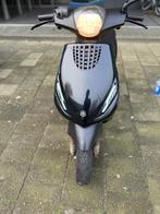 Piaggio Zip brom 2020, Fietsen en Brommers, Scooters | Piaggio, Ophalen, Maximaal 45 km/u, Zip, Zo goed als nieuw