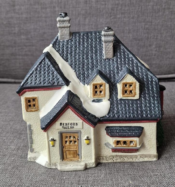 Lemax Bedford Tailor 35088K, Diversen, Kerst, Zo goed als nieuw, Ophalen of Verzenden