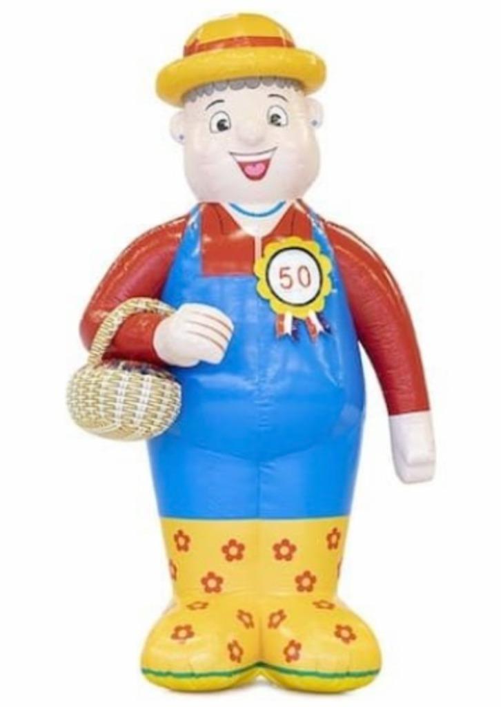 Sarah boerin / tuinvrouw opblaasfiguur pop 4m hoog te huur, Hobby en Vrije tijd, Feestartikelen | Verhuur, Zo goed als nieuw, Abraham of Sarah