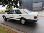Mercedes-Benz 200-500 (W124) 230 E super netjes belasting vr, Auto's, Automaat, Gebruikt, 4 cilinders, Bedrijf