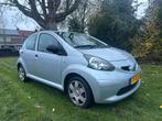 Toyota Aygo 1.0 12V Vvt-i 5DRS 2008 Grijs, Voorwielaandrijving, 4 stoelen, 68 pk, Bedrijf