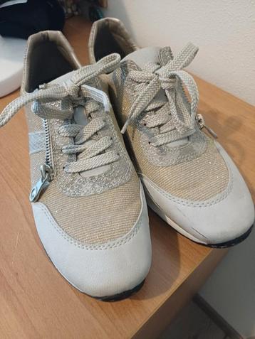 Rieker Schoenen Maat 38- Zilver beschikbaar voor biedingen