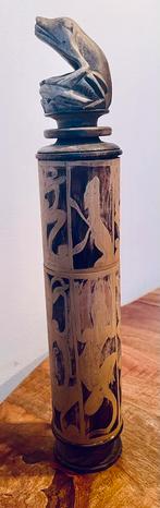 Indonesische Batak bamboe medicijnkoker, Antiek en Kunst, Ophalen of Verzenden