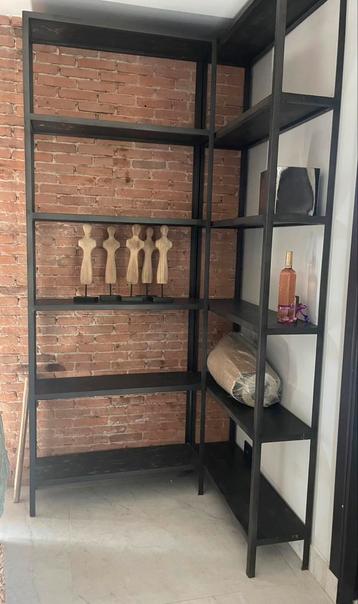 Twee super gave, stoere Stellingkasten van Gert Snel beschikbaar voor biedingen