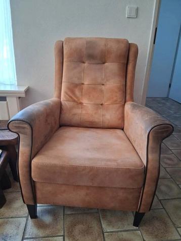 Gratis ophalen fauteuil stoel  beschikbaar voor biedingen