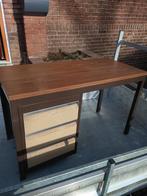 Mooi klein bureau met lades, Huis en Inrichting, Ophalen, Gebruikt, Bureau
