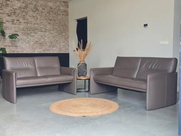 Leolux set.  Kleur taupe bruin.  In nette staat  beschikbaar voor biedingen
