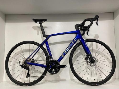 TREK Madone SL 5 Gen 8 HEX BLUE ML ML 2025, Fietsen en Brommers, Fietsen | Racefietsen, Nieuw, Overige merken