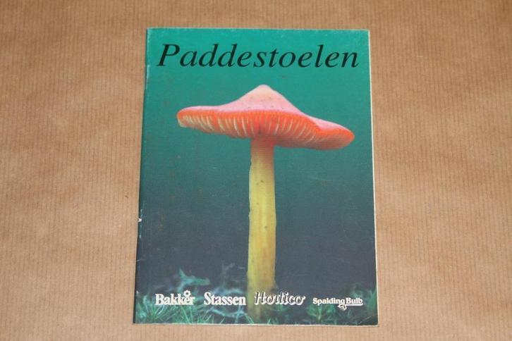 Boekje over Paddestoelen - Uitgave van P. Bakker, Boeken, Natuur, Gelezen, Ophalen of Verzenden