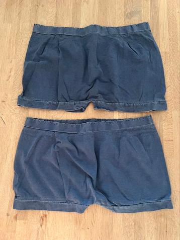 2 Jeansblauw shorts Seamless mt 164  beschikbaar voor biedingen