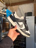 Nike Dunk Low Panda 40, Ophalen of Verzenden, Zo goed als nieuw, Sneakers of Gympen