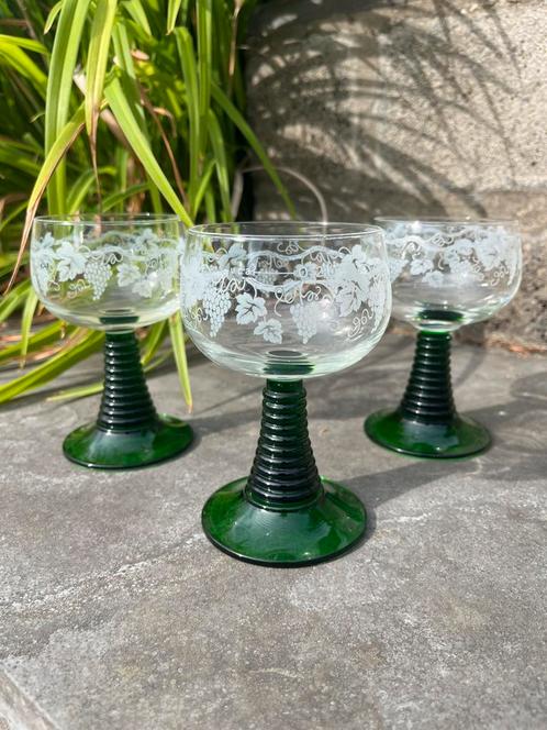 Vintage set van 3 Roemer glazen, gemaakt in Frankrijk, Verzamelen, Glas en Borrelglaasjes, Zo goed als nieuw, Overige typen, Ophalen of Verzenden