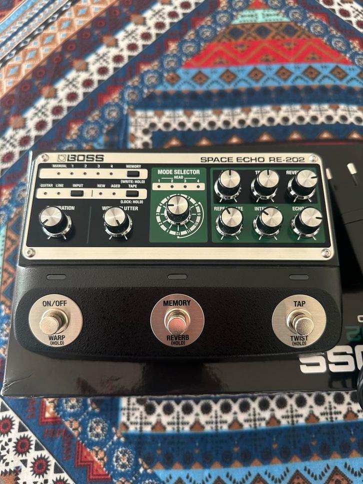 Boss RE-202 Space Echo - Mint Conditie!, Muziek en Instrumenten, Effecten, Zo goed als nieuw, Delay of Echo, Ophalen of Verzenden