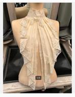 Bijzonder mooie Brocante Kanten Jabot, voor paspop bv., Antiek en Kunst, Ophalen of Verzenden