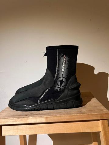 Beuchat Duikschoenen Maat M (39/40) beschikbaar voor biedingen