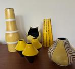 jaren 60 vaasjes sixties vaasjes, Geel, Aardewerk of Porselein, Ophalen of Verzenden, Zo goed als nieuw