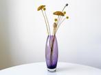 Vintage XL vaas glas design Scandinavisch paars, Gebruikt, Overige kleuren, Ophalen of Verzenden, Glas