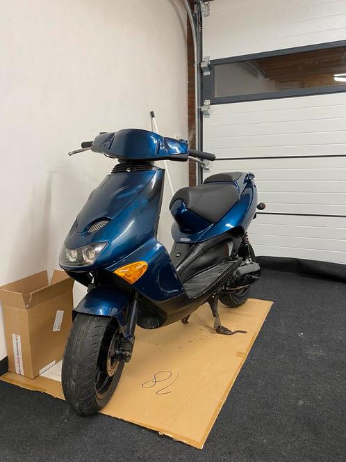 Aprillia sr50 2005 (70cc) brom, Fietsen en Brommers, Scooters | Aprilia, Gebruikt, SR 50, Tweetakt, Ophalen