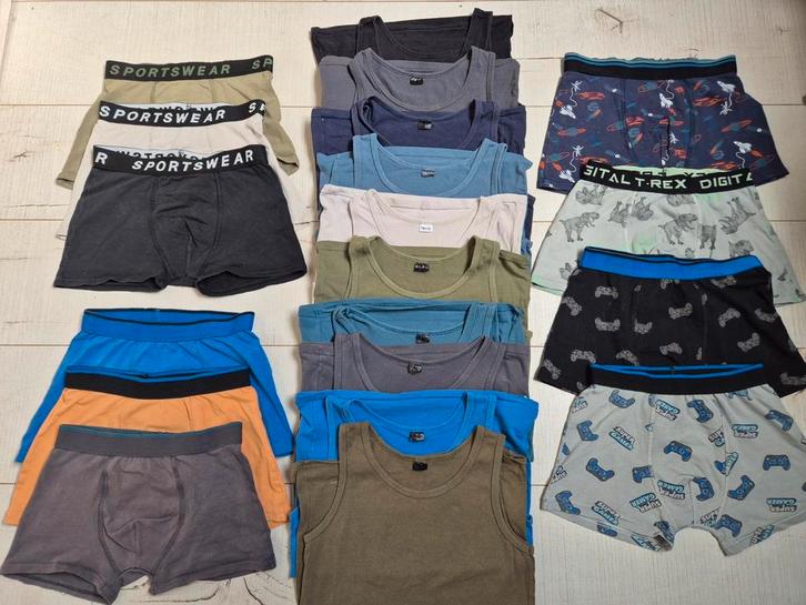 Groot set jongens ondergoed mt 146/152, Kinderen en Baby's, Kinderkleding | Maat 146, Zo goed als nieuw, Jongen, Nacht- of Onderkleding