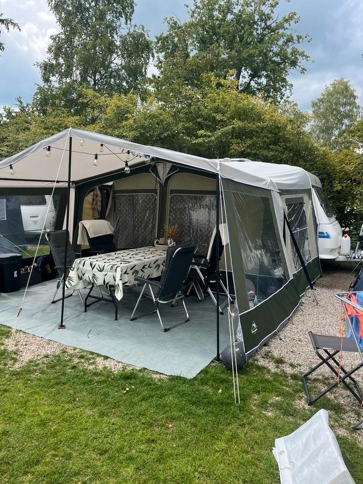 Hobby de luxe easy 400, Caravans en Kamperen, Caravans, Particulier, tot en met 4, 1000 - 1250 kg, Rondzit, Hobby, Dwarsbed, 4 tot 5 meter