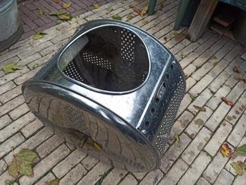 Vuurkorf beschikbaar voor biedingen