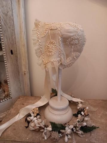 Antieke Franse  bonnet,muts, tule met lintkant , beschikbaar voor biedingen