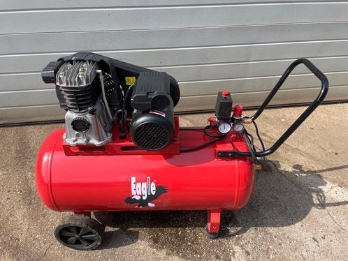 Compressor Eagle MK102-100-3M, showmodel, Doe-het-zelf en Verbouw, Compressors, Zo goed als nieuw, 100 liter of meer, Ophalen