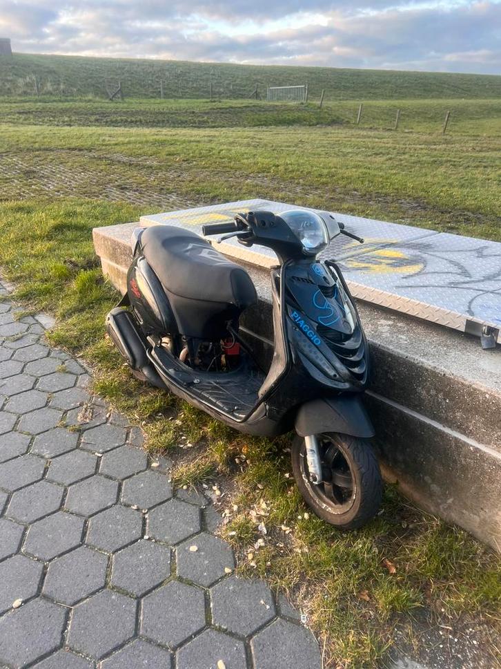 Zip 183cc zonder 123, Fietsen en Brommers, Scooters | Piaggio, Zo goed als nieuw, Zip, Tweetakt, Ophalen of Verzenden