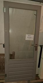Buitendeur compleet met hang- en sluitwerk Axa, Ophalen, Zo goed als nieuw