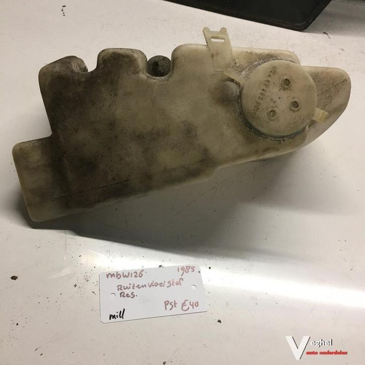 Mercedes W126 1985 Ruitensproeierreservoir, Auto-onderdelen, Ruiten en Toebehoren, Gebruikt, Ophalen of Verzenden