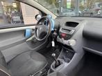 Peugeot 107 1.0-12V Urban Move Airco 3Drs, Auto's, Peugeot, Voorwielaandrijving, Gebruikt, 4 stoelen, Bedrijf
