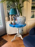 Blauw wit brocante tafeltje, Ophalen, Gebruikt, 50 tot 100 cm, Overige vormen