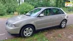 Audi A3 1.6 Ambiente, Auto's, Audi, Voorwielaandrijving, 1695 cc, Gebruikt, Alcantara