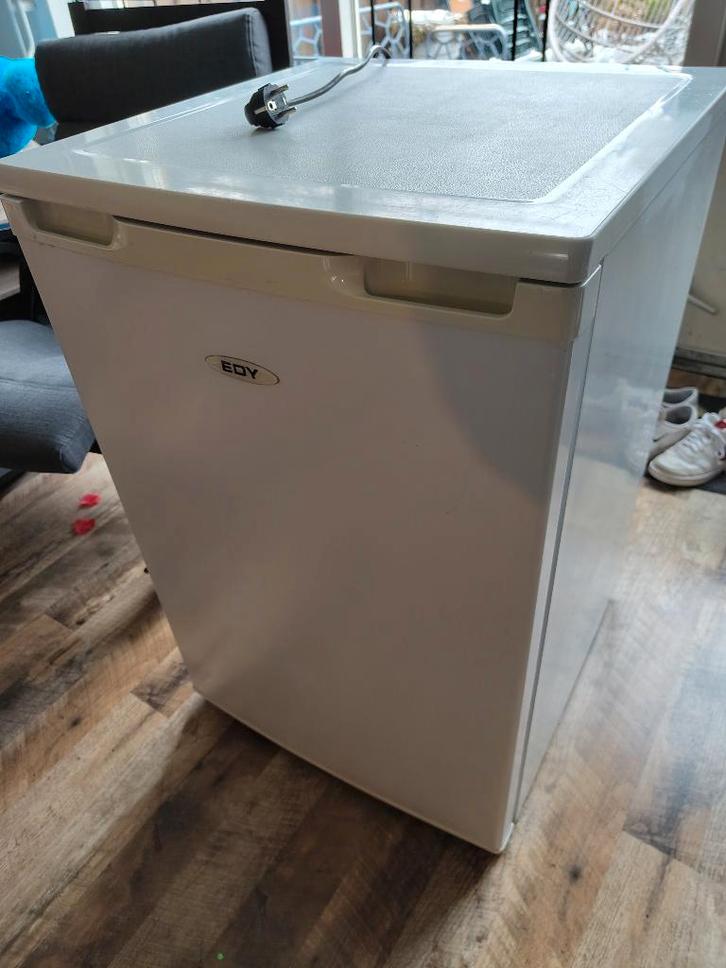 Vriezer tafelmodel, Witgoed en Apparatuur, Vriezers en Diepvrieskisten, Gebruikt, Vrijstaand, Vrieskast, 85 tot 120 cm, Minder dan 60 cm