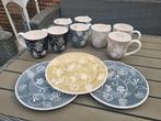 Riverdale servies borden, mokken en tea for one potje, Ophalen, Zo goed als nieuw, Overige stijlen, Bord(en)