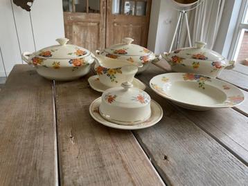 Vintage servies Mosa Maastricht plateel. Schalen botervloot. beschikbaar voor biedingen