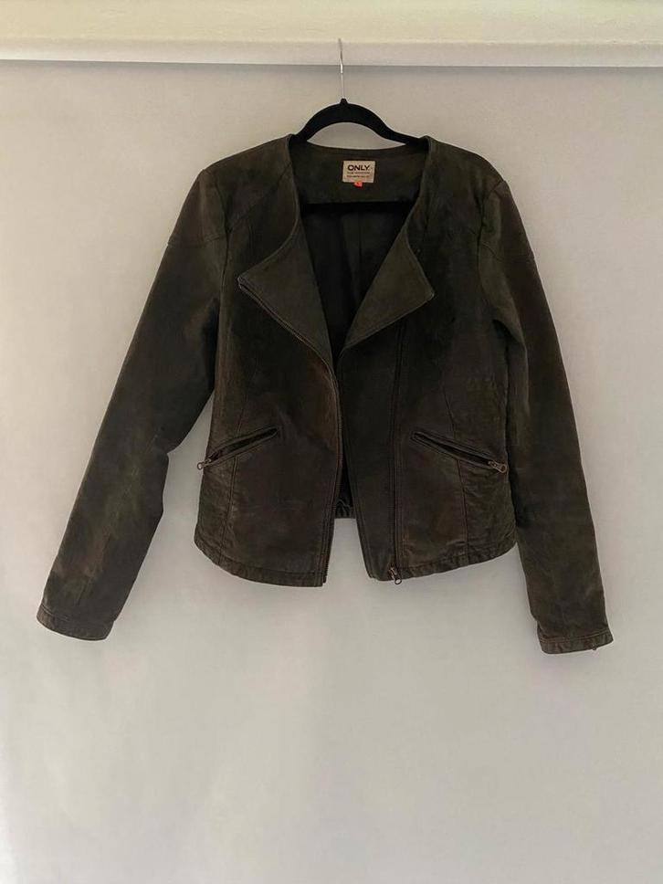 ONLY Dames Bikerjack Imitatiesuède - Olijfgroen maat L / 40, Kleding | Dames, Jassen | Zomer, Zo goed als nieuw, Maat 42/44 (L)