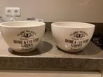 2 grote schalen Claire Wilson's, Huis en Inrichting, Keramiek, Ophalen of Verzenden, Overige stijlen, Schaal of Schalen