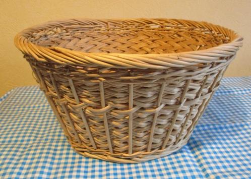 Rieten mand - rond -  doorsnede 43 cm, Huis en Inrichting, Woonaccessoires | Schalen en Manden, Zo goed als nieuw, Rond, Riet