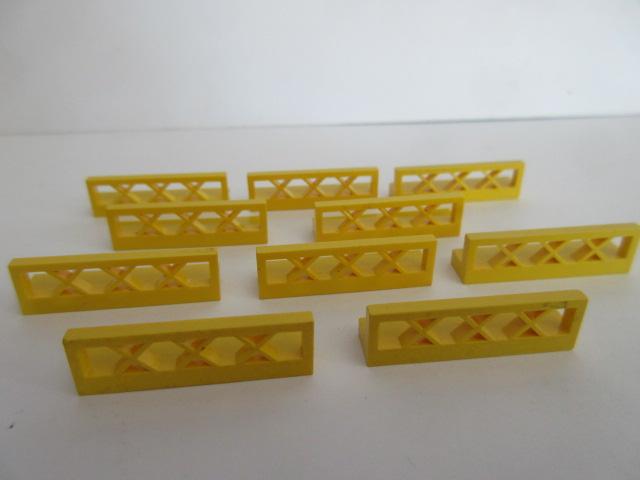 nr. 2113, Gele lage hekjes., Kinderen en Baby's, Speelgoed | Duplo en Lego, Ophalen of Verzenden, Zo goed als nieuw, Complete set