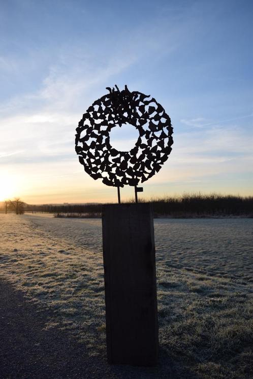Maak het verschil met stoere, ijzeren tuinbeelden, Antiek en Kunst, Kunst | Beelden en Houtsnijwerken, Ophalen of Verzenden
