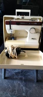 Lewenstein naimashine, Hobby en Vrije tijd, Naaimachines en Toebehoren, Ophalen of Verzenden, Zo goed als nieuw, Naaimachine, Overige merken
