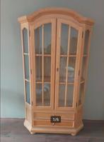 Houten vitrinekast, Zo goed als nieuw, 150 tot 200 cm, 25 tot 50 cm, Met deur(en)