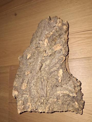 dik stuk kurk / schors 25 x 15 cm beschikbaar voor biedingen