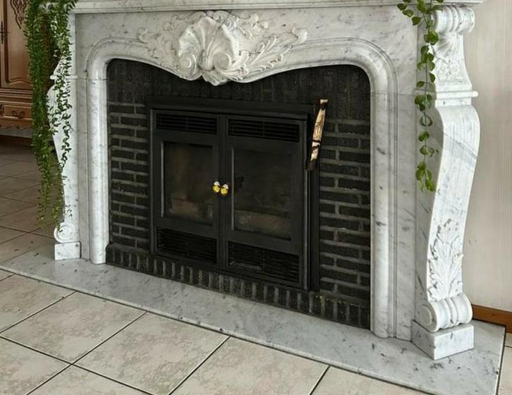 Prachtige carrara marmeren antieke schouw/ eyecatcher, Huis en Inrichting, Haarden, Zo goed als nieuw, Ophalen