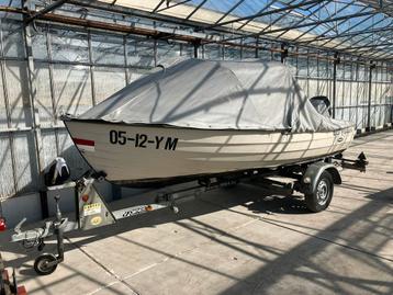 Visboot consoleboot met 30pk mercury injectie beschikbaar voor biedingen
