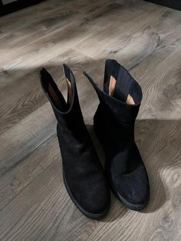 Z.g.a.n. zwart suede dameslaarzen van Shabbies, maat 41 beschikbaar voor biedingen